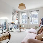 Charming 2Bd Hideaway - Caledonian Road Camden!