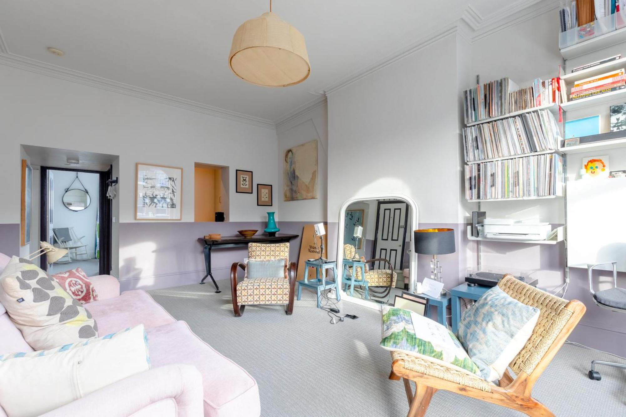 Charming 2bd Hideaway - Caledonian Road Camden! Appartement Londen