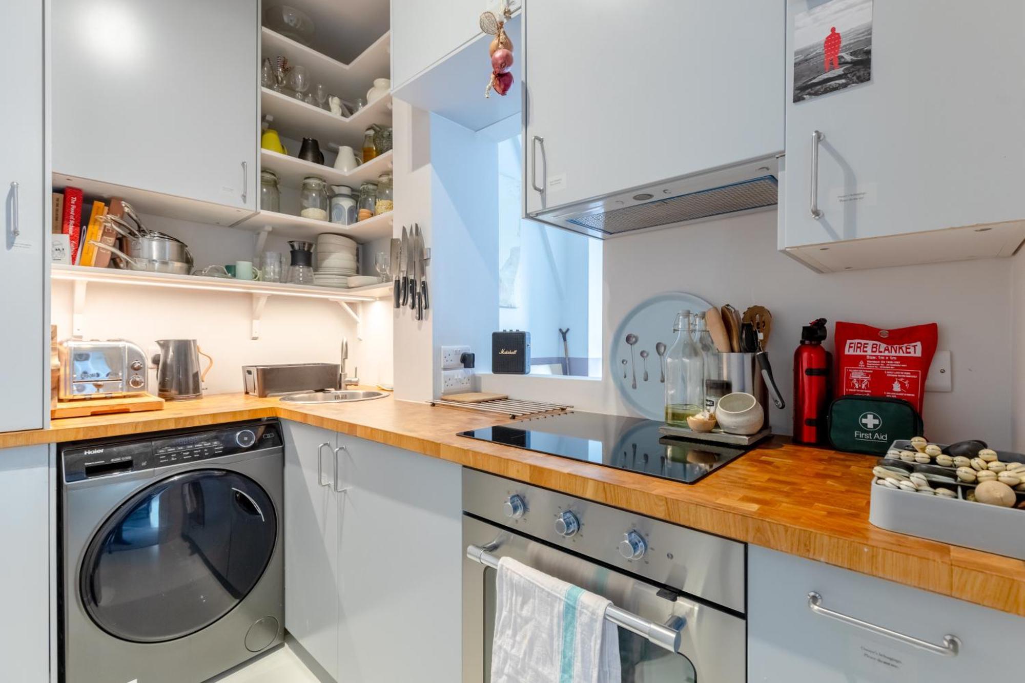 Charming 2bd Hideaway - Caledonian Road Camden!